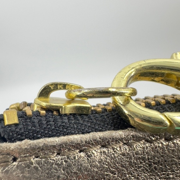 Fossil Leather Striped Wristlet Pouchette Wallet Bag Metallic Zip Pouch Clutch - Picture 4 of 8